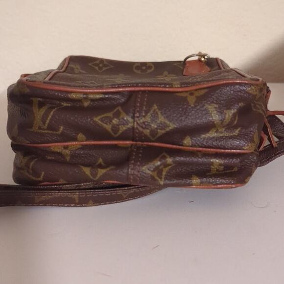 Authentic Louis Vuitton Monogram Amazone Crossbody Bag Old Model 3231L **DAMAGED - Picture 5 of 13